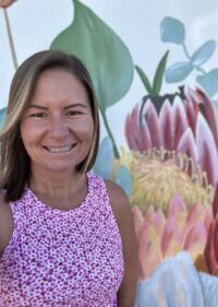 Photo of Ellen Tuzi Photo of Ellen Tuzi